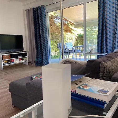 Dom Nad Morzem W Lebie Ferienhaus
